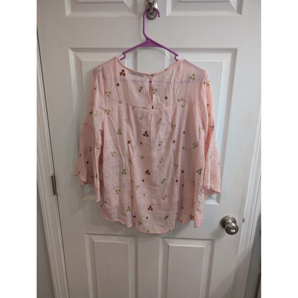 Figueroa & Flower Pink Embroidered Bell Sleeve Blouse Top 3/4 Sleeve - Size PL - Picture 2 of 5